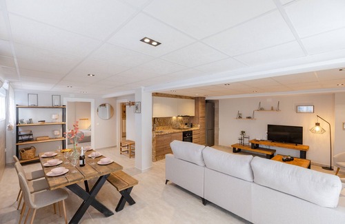 El Moncayo Ski Chalet | Ocean Blue Eyes by Fidalsa