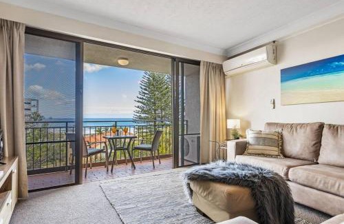 Palm Beach Apartment | Ocean Breeze at Palm Beach