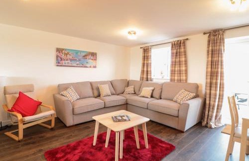 Marazion House | Ocean Breeze