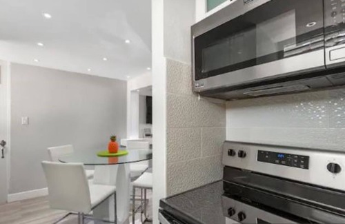 Vilomar Apartment | Ocean Breeze II- 2 Bedroom Beach Walking Distance