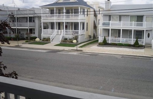 Gold Coast House | Ocean City Beach Block-1st floor