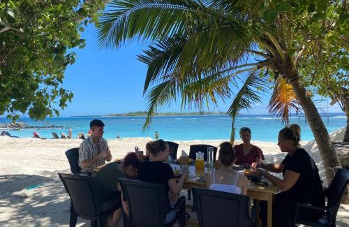 Thulusdhoo Island House | Ocean Cottage Maldives