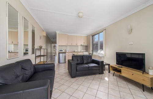 Port Macquarie Apartment | Ocean Court 7 - Town Beach Holiday Convenience