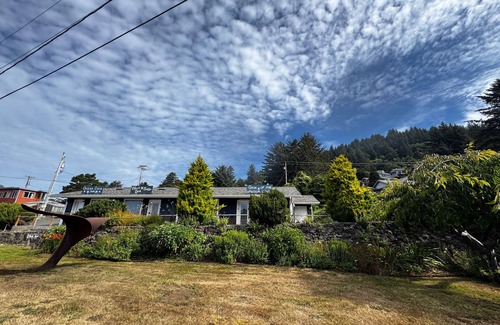 Yachats Apartment | Ocean Cove Inn #2 - Ocean View