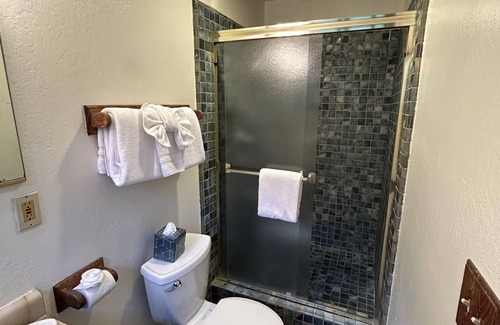Jenner Hotel | Ocean Cove Lodge
