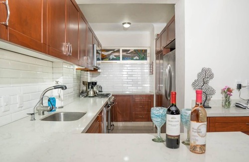 Flamingos Condo | Ocean Front Condo with Pool Sleeps 6 People