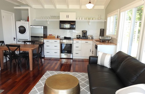 Sooke Cabin | Ocean Front Cottage in Sooke on Vancouver Island Kayaking Hot Tub