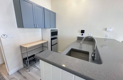 Yachats Condo | Ocean Front! Harmony & Serenity at Oregon House! Stairs to the Beach!