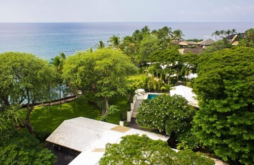 Keauhou House | OCEAN FRONT PRIVATE RESIDENCE AT KEAUHOU BAY WITH POOL & PRIVATE DOCK