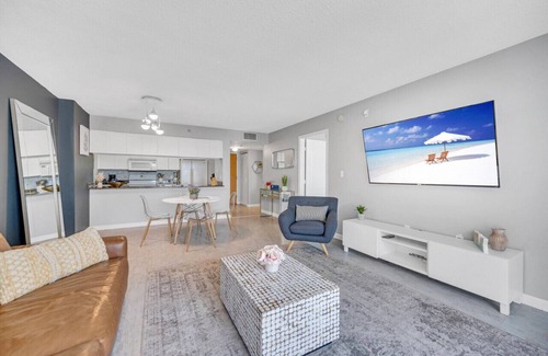 Brickell Apartment | Ocean front private unit