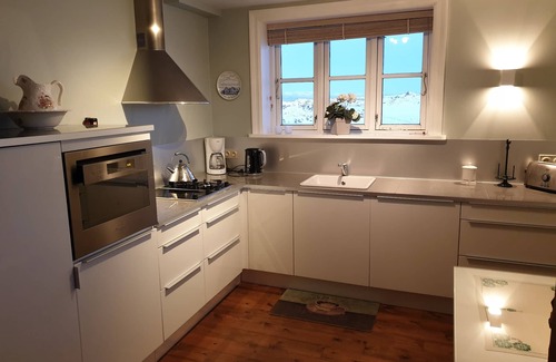 Vogar Apartment | Ocean Front Villa - Near Blue Lagoon - Northern Lights Getaway