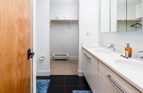 South Addition House | Ocean & mountain-view townhome with heated garage & fireplace - dog-friendly