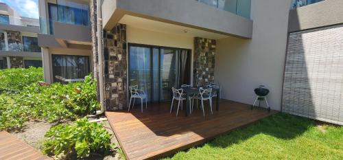 Poste Lafayette House | Ocean Terrace