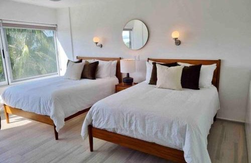 Zona Hotelera Apartment | Ocean Turtle Nest, boutique beach apartment