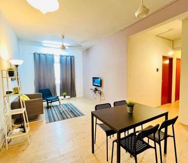 Kampung Ladang Tok Pelam Apartment | OCEAN-VIEW APARTMENT for 4Pax- 9Min to PasarPayang-MayangMall-Drawbridge