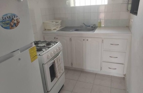 Rockley Apartment | Ocean View Apartment A with AC