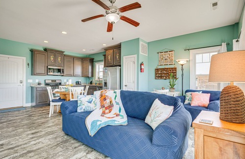 Emerald Isle Apartment | Ocean-View Apt in Emerald Isle - Walk to Beaches!