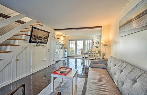 Mashpee House | Ocean View + Beach Access: Cape Cod Townhome