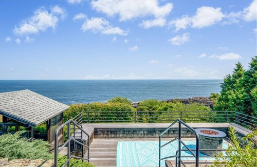 Cape Neddick House | Ocean View Cliffside Retreat | 14 Guests | Spacious | Scenic | Serene