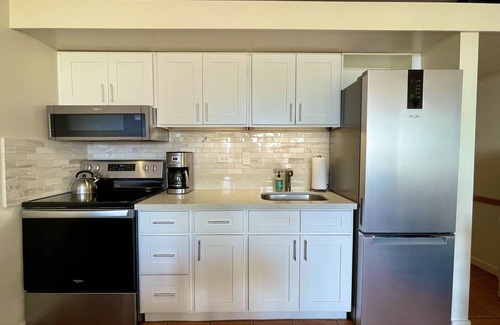 Maunaloa Condo | Ocean View Condo in Kepuhi Beach, Molokai Island. Great Value.