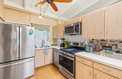 Poipu House | Ocean View Cottage Wlk To Poipu & Brenneckes Beach