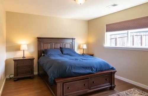 Pescadero House | Ocean view guesthouse just minutes from the beaches and multiple State Parks