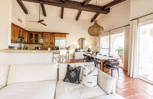 Palmilla Villa | Ocean View Oasis! Steps to Beach in Palmilla. 3 Bedroom Villa with Pool & Spa