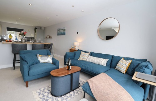 South Hayling Cottage | OCEAN VIEW, pet friendly, country holiday cottage in Hayling Island
