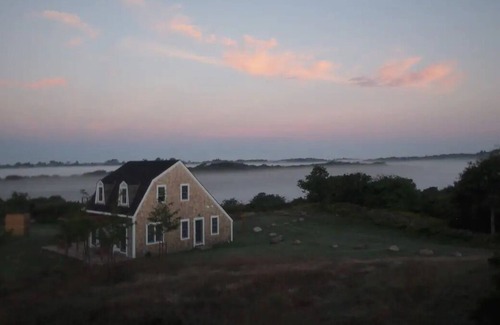 Block Island Cottage | Ocean-View Saltbox at Spar Point Farm Block Island