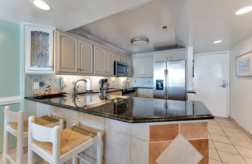 Northeast Virginia Beach Condo | Ocean views! 2br 2bath condo on the beach!