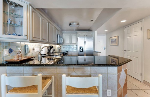 Northeast Virginia Beach Condo | Ocean views! 2br 2bath condo on the beach!