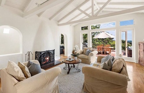 Coast Royal House | Ocean Views - Beautiful Laguna Beach Home.