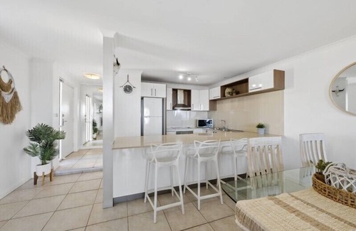 Terrigal Apartment | Ocean Views, Direct Access to Pool, North Facing