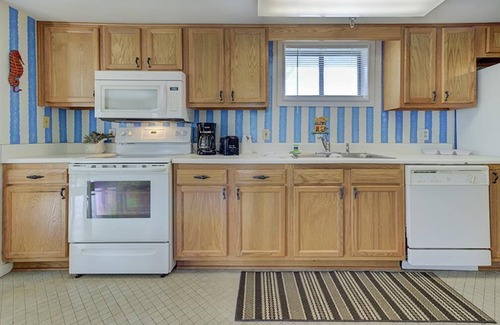 Wrightsville Beach Condo | Ocean Views, Balcony, Pool, STEPS to Beach, Restaurants, Shops