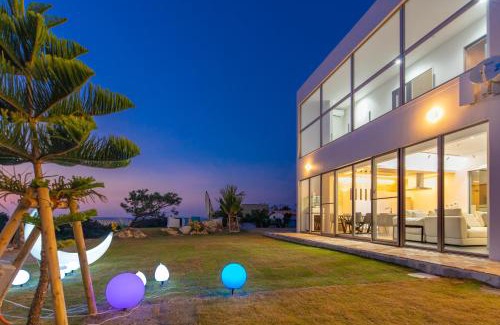 Maeganeku Villa | Ocean Villa Fuchaku Okinawa