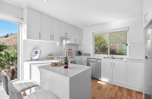 Carrickalinga House | Ocean Vista - Luxury Coastal Views Carrickalinga
