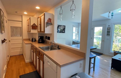 Salsbury Cove House | Oceanfront 2 BR home 5 minutes from Acadia, 10 mins. to downtown Bar Harbor.