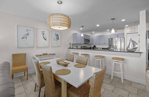 Isle of Palms Condo | Oceanfront 3rd Floor Condo in Wild Dunes Resort w/Community Pool! Great Views!