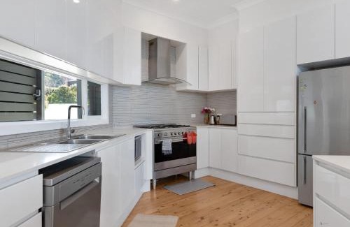 Lilli Pilli House | Oceanfront Beauty in Lilli Pilli