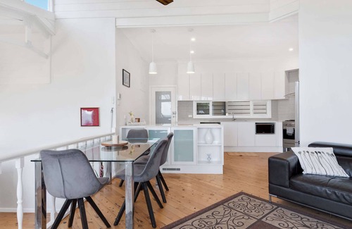 Lilli Pilli House | Oceanfront Beauty | Lilli Pilli, Pet-Friendly,WiFi