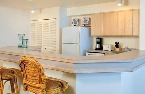 Queen Emmas Bluffs Resort | Oceanfront Bliss Awaits at Wyndham Shearwater Resort 2 Bd. Dlx. Lower Level