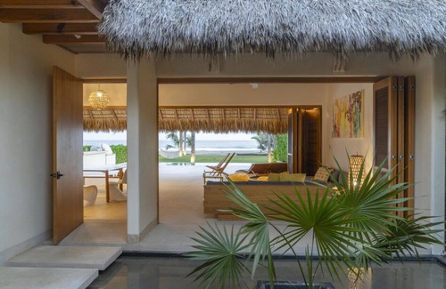 Barra de Colotepec House | Oceanfront Casa #3 part of Eco Villas La Flia
