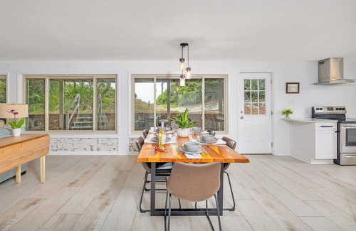 Jekyll Island House | Oceanfront Classic Beach Cottage walking distance to the beach!
