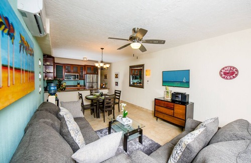 Playacar Fase I Condo | Oceanfront Condo, Drink & Snack Pool Bar, Excellent Location to 5th avenue!