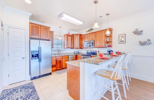 Rodanthe Condo | Oceanfront Condo w/Private Sundeck, Resort Pool, Elevator, and Beach Access