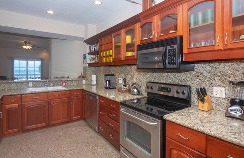 Lawson Rock Condo | Oceanfront condo with private rooftop pool in gated community