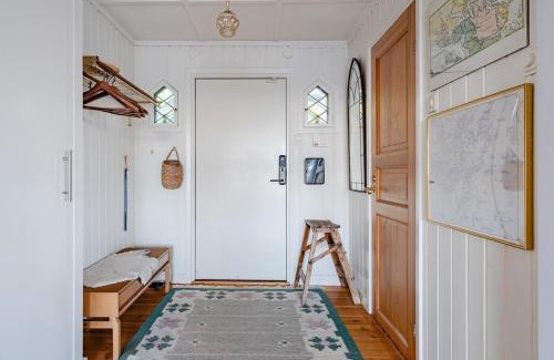 Stavsnas House | Oceanfront Escape with Sauna & Jacuzzi