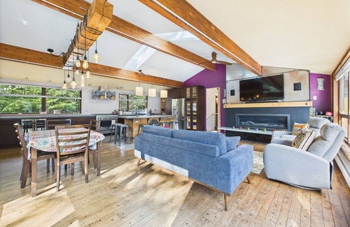 West Juneau House | Oceanfront Fire Pit, Decks, Large Yard, Views!