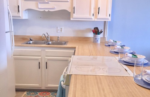 Wilmington Beach Condo | Oceanfront Getaway-Carolina on My Mind