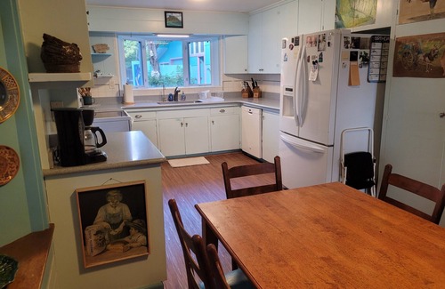 Diamond Head - Kapahulu - St. Louis House | Oceanfront Gold Coast Hideway at the Foot of Diamond Head